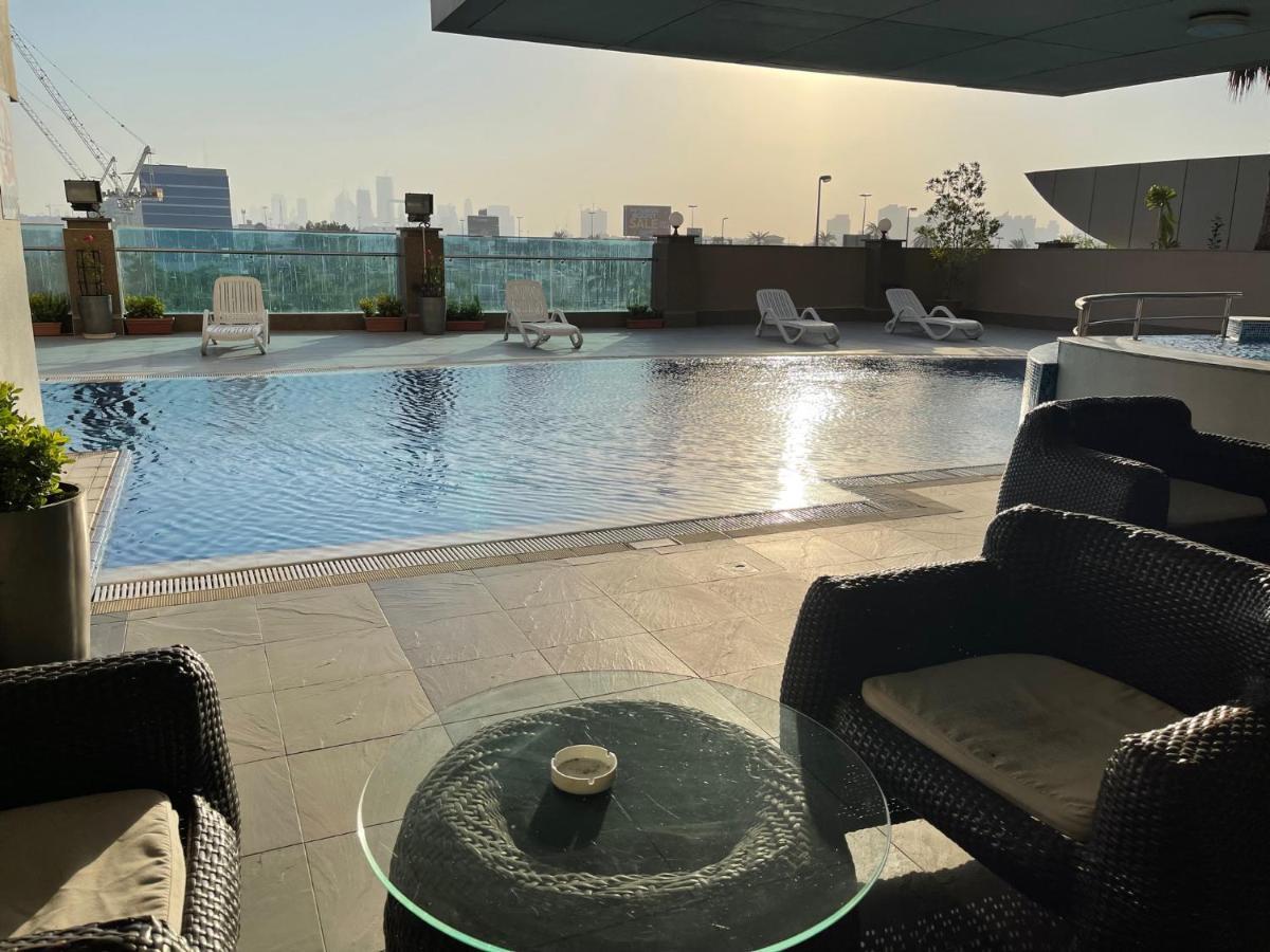 Tulip Creek Hotel Apartments Dubai Eksteriør bilde
