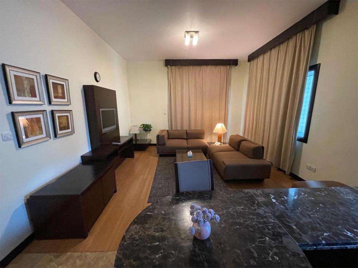 Tulip Creek Hotel Apartments Dubai Eksteriør bilde