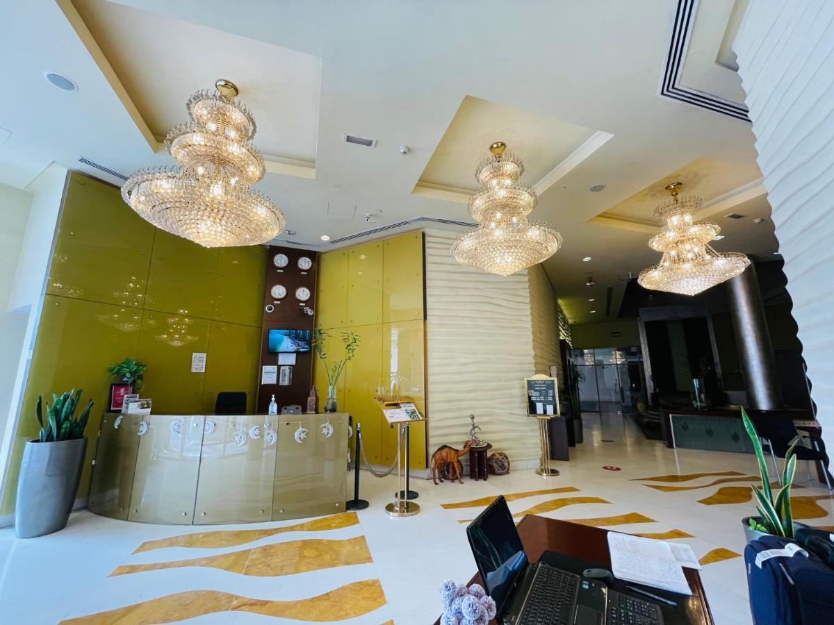 Tulip Creek Hotel Apartments Dubai Eksteriør bilde