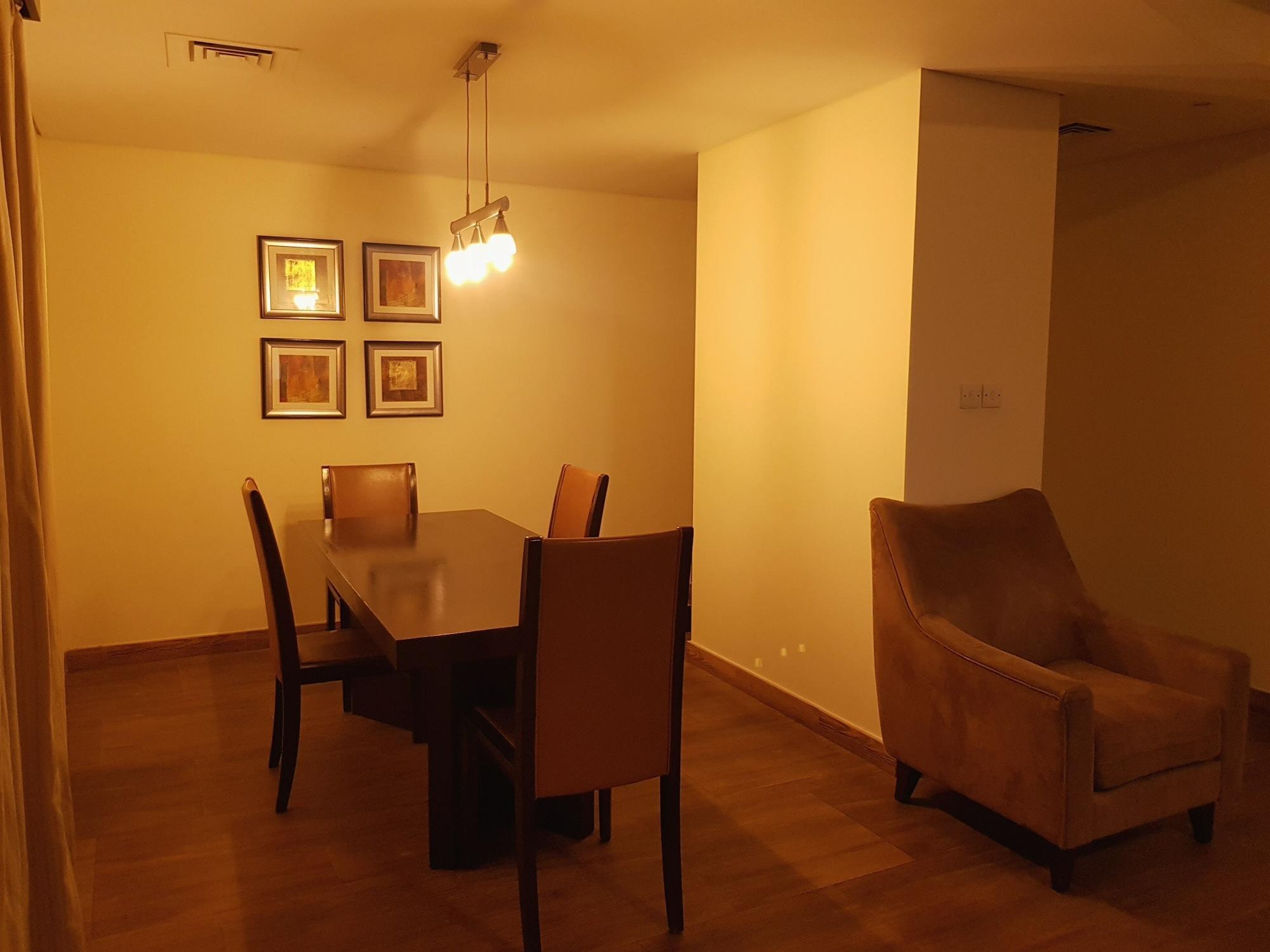 Tulip Creek Hotel Apartments Dubai Eksteriør bilde