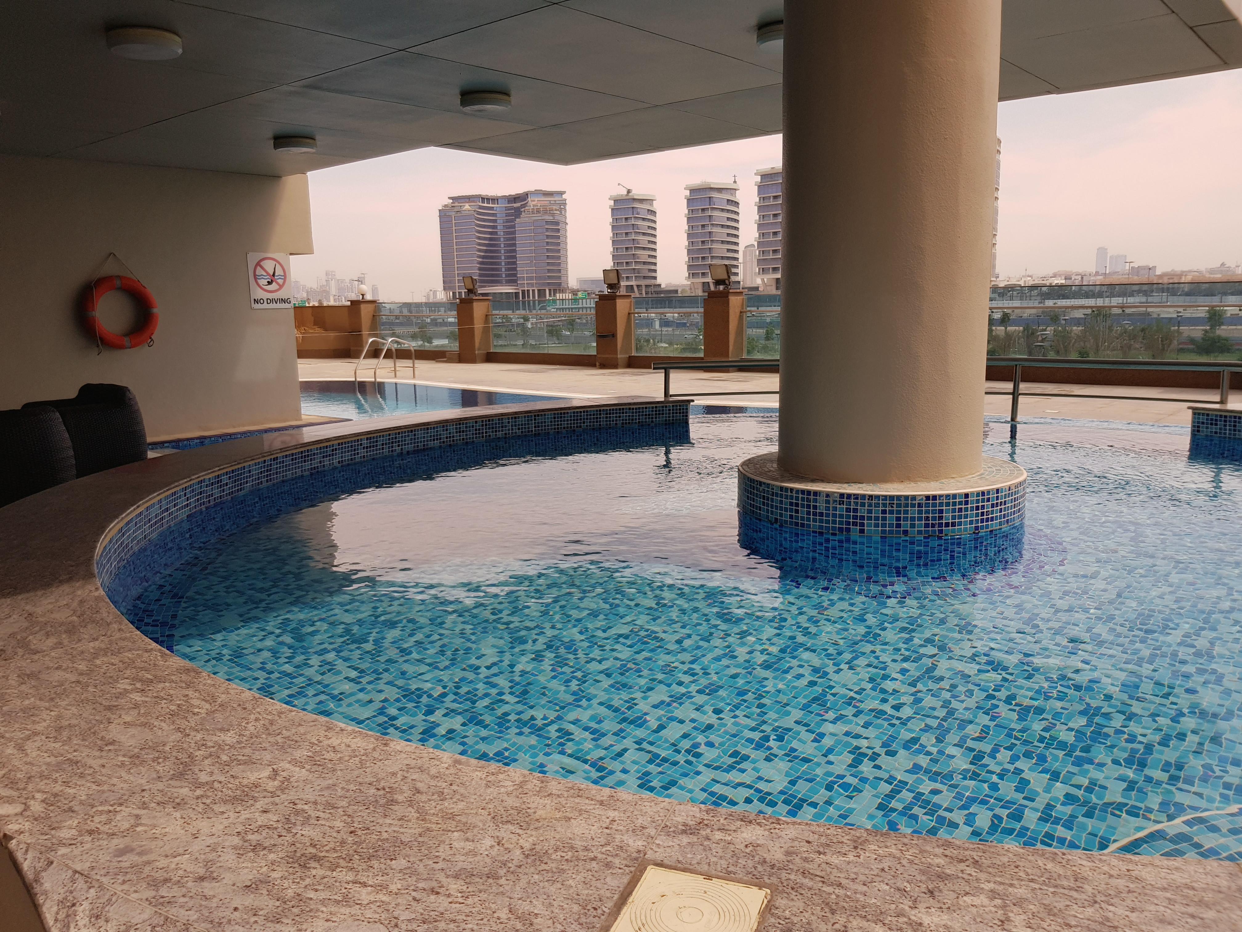 Tulip Creek Hotel Apartments Dubai Eksteriør bilde